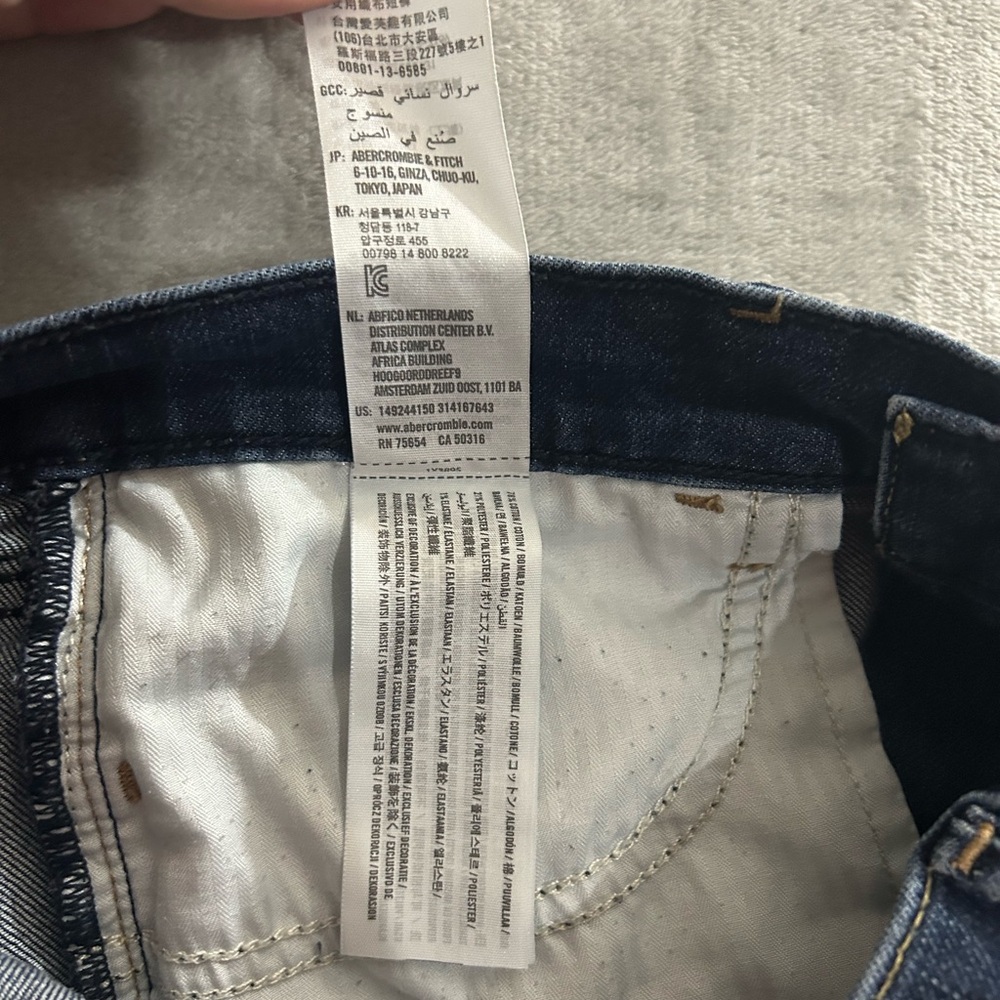 Abercrombie & fitch low rise denim shorts - Picture 7 of 11
